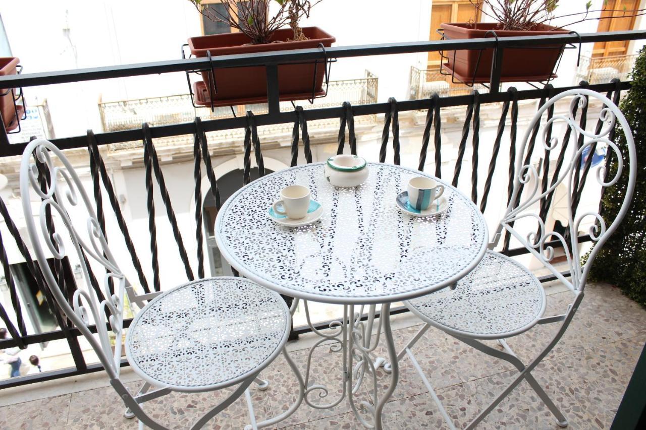 Camelia Apartment Μπρίντιζι Εξωτερικό φωτογραφία